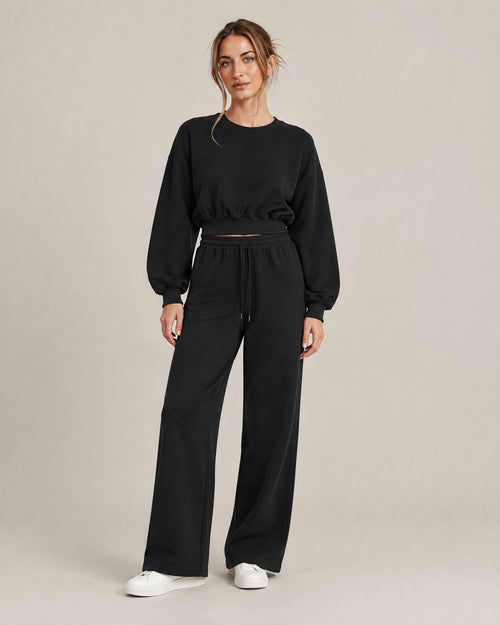 City Boxy Sweatshirt and City Straight-Leg Sweatpant in black, front view